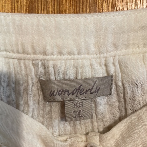 •WONDERLY•NWOT CREAM GAUZE MATERIAL RUFFLE SLEEVE TANK TOP SIZE XS - Picture 5 of 8